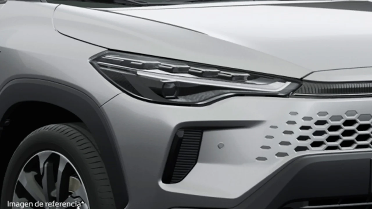 yokomotor-toyota-corolla-cross-gasolina-luces