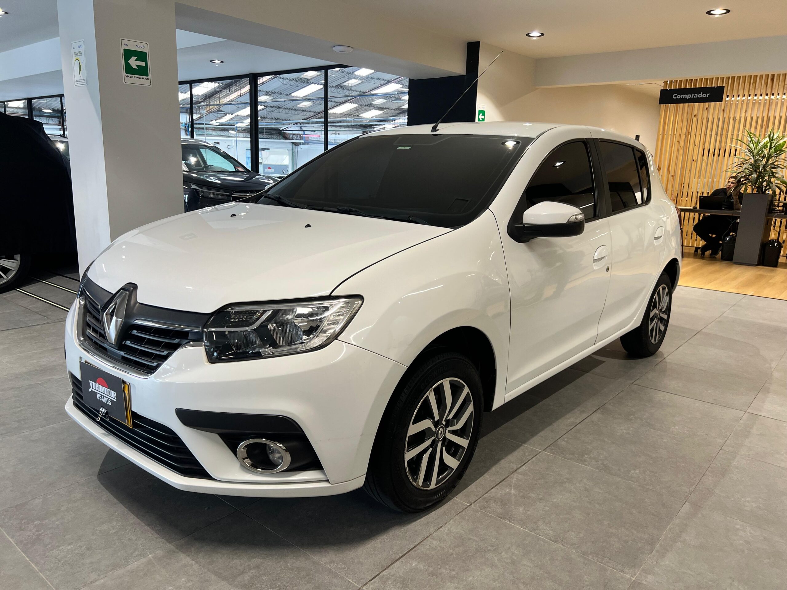 Imagen de WhatsApp 2025-10-24 a las 12.02.40_6171539b