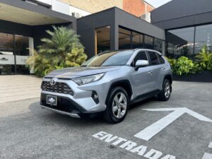 TOYOTA RAV 4 LIMITED GASOLINA 2020