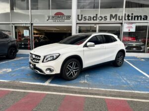 MERCEDES BENZ GLA 200 URBAN 2019