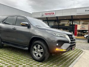 TOYOTA FORTUNER SR 2.4 DIESEL 2022