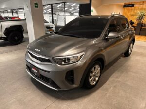 KIA STONIC DESIRE HIBRIDO MT 2025