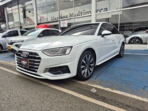 AUDI A4 HIBRIDO 2023