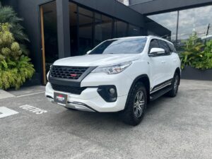 TOYOTA FORTUNER 2.7 GASOLINA 2018