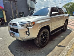 TOYOTA 4 RUNNER SR5 2024
