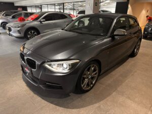 BMW M135I TRES TUERER 2014