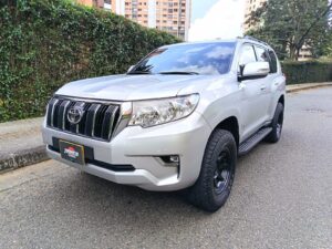 TOYOTA PRADO TXL 4.0 GASOLINA 2024