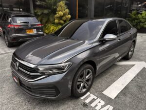 VOLKSWAGEN JETTA HIGHLINE 2022