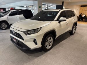 TOYOTA RAV 4 XLE GASOLINA 4X2 2020