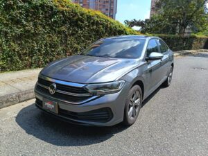VOLKSWAGEN JETTA HIGHLINE 2023