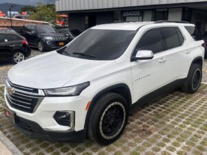 CHEVROLET TRAVERSE LT