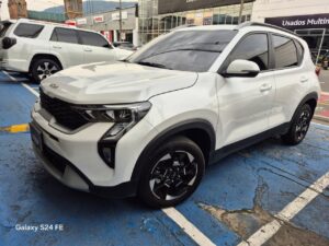 Kia Sonet 1.5 Vibrant At 2025