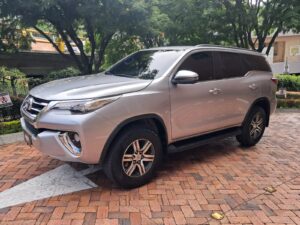 Toyota Fortuner Srv 4x2 gasolina 2019