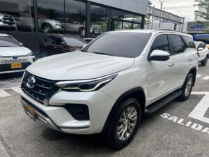 Toyota Fortuner 2.7l 4x2 gasolina 2021