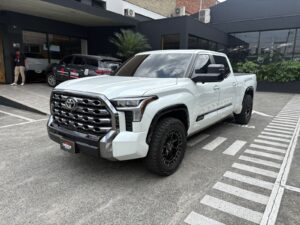 Toyota Tundra 3.4 Dc 4X4 At gasolina 2024