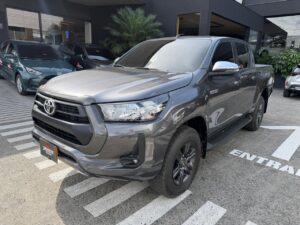 TOYOTA HILUX SR 2.4 DIESEL 2026 MECANICA