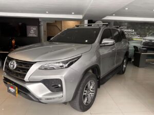 Toyota Fortuner SR GSL 2.7 2022