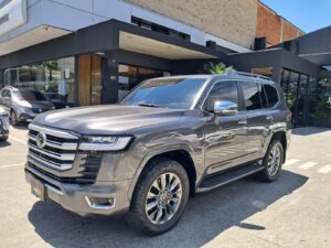 Toyota Land Cruiser 300 3.4 300 Zx 2024