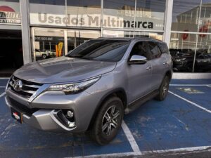 Toyota Fortuner Srv 2.7L 4X2 At 2019