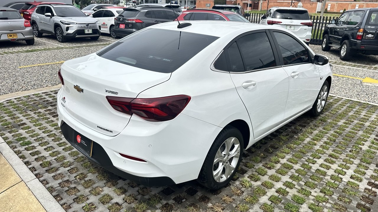 CHEVROLET ONIX 1.0T PREMIER SEDAN AUT 2022