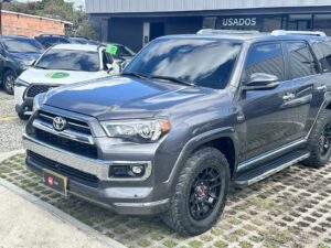 TOYOTA 4 RUNNER 4.0 LIMITED GSL 4X4 5P 7PSJ
