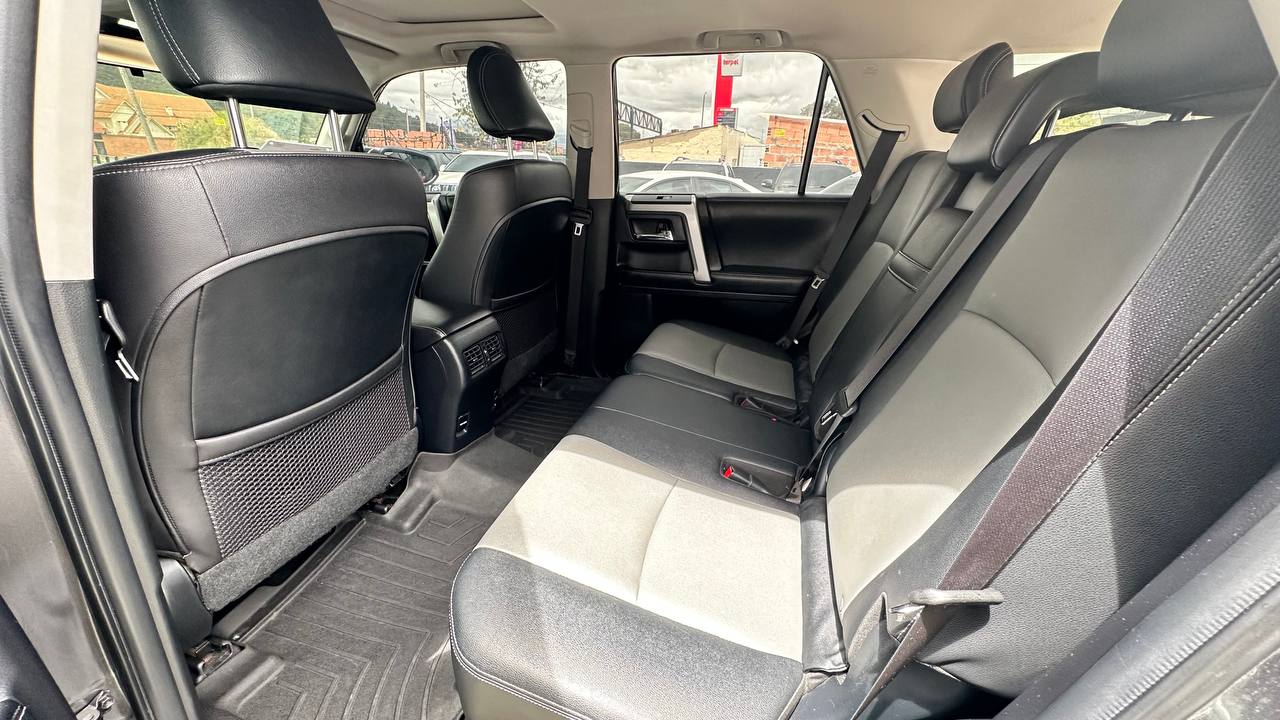 TOYOTA 4RUNNER SR5 4.0L GSL 4X4 5P 7PSJ 2017