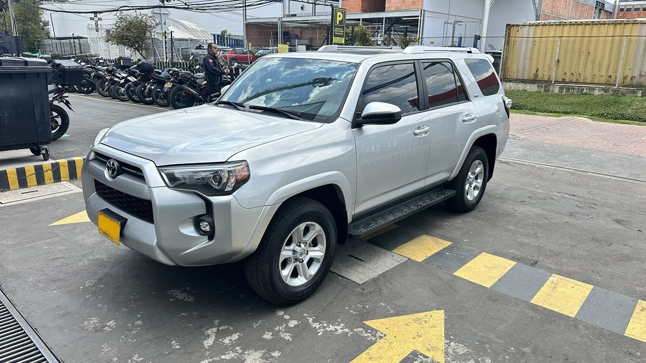 TOYOTA 4 RUNNER 4.0 SR5 GSL 4X4 5P 7PSJ 2021
