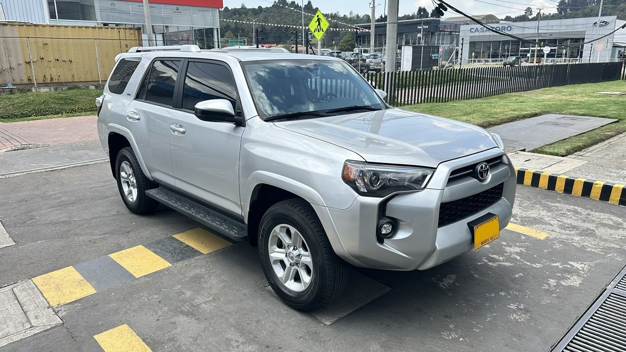 TOYOTA 4 RUNNER 4.0 SR5 GSL 4X4 5P 7PSJ 2021