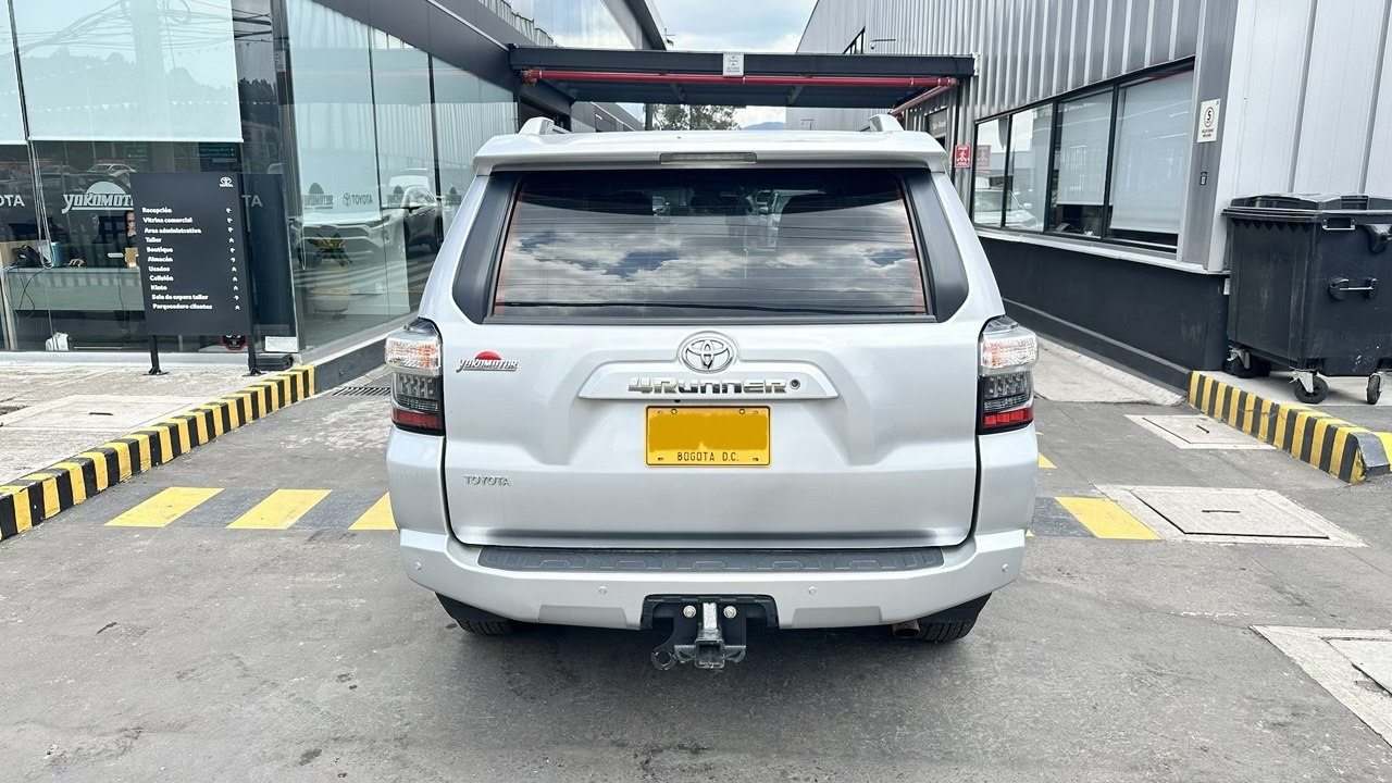 TOYOTA 4 RUNNER 4.0 SR5 GSL 4X4 5P 7PSJ 2021