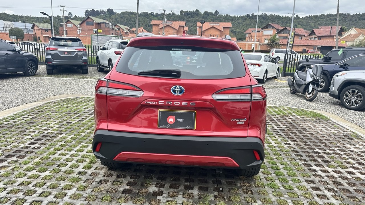 TOYOTA COROLLA CROSS SEG 1.8L HIBRIDO 4X2 5P 5PSJ 2024