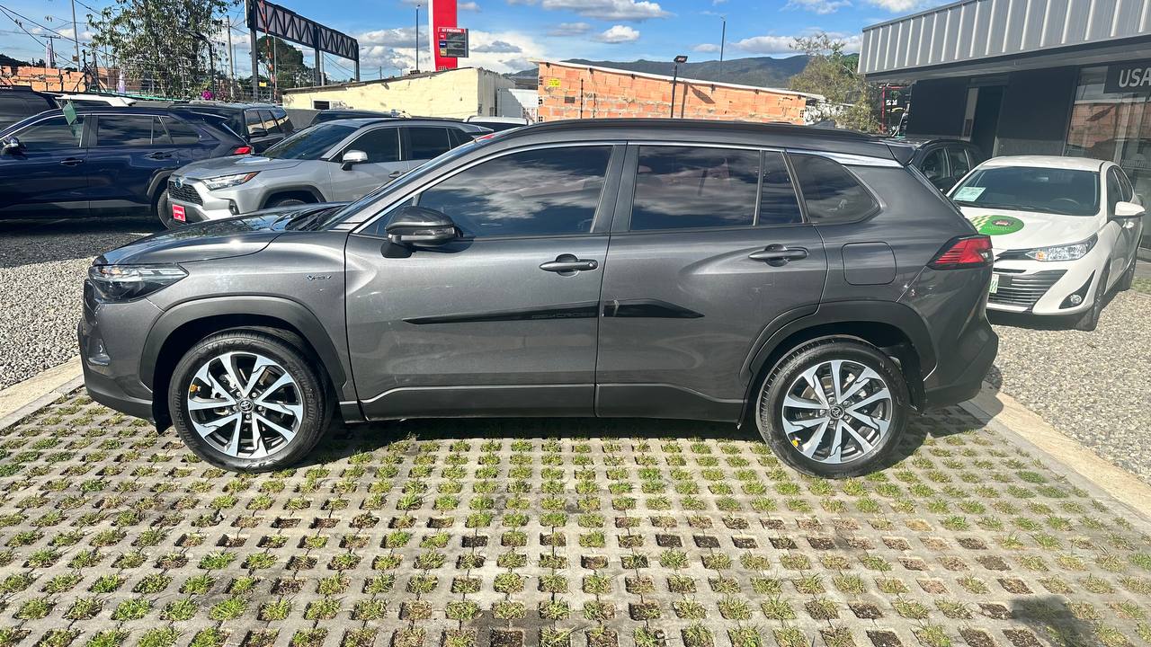 TOYOTA COROLLA CROSS SEG 1.8L HIBRIDO 4X2 5P 5PSJ 2025