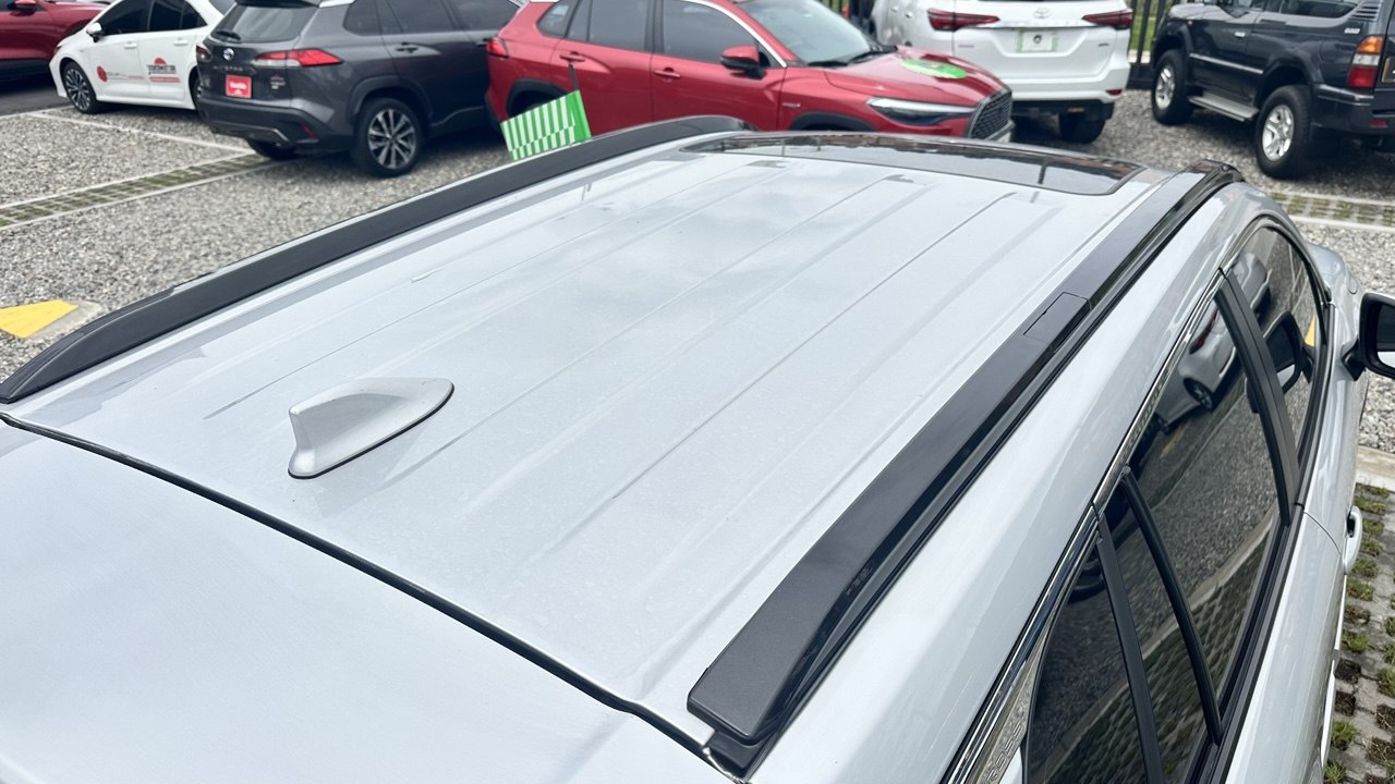 TOYOTA COROLLA CROSS SEG 1.8L HIBRIDO 4X2 5P 5PSJ 2026