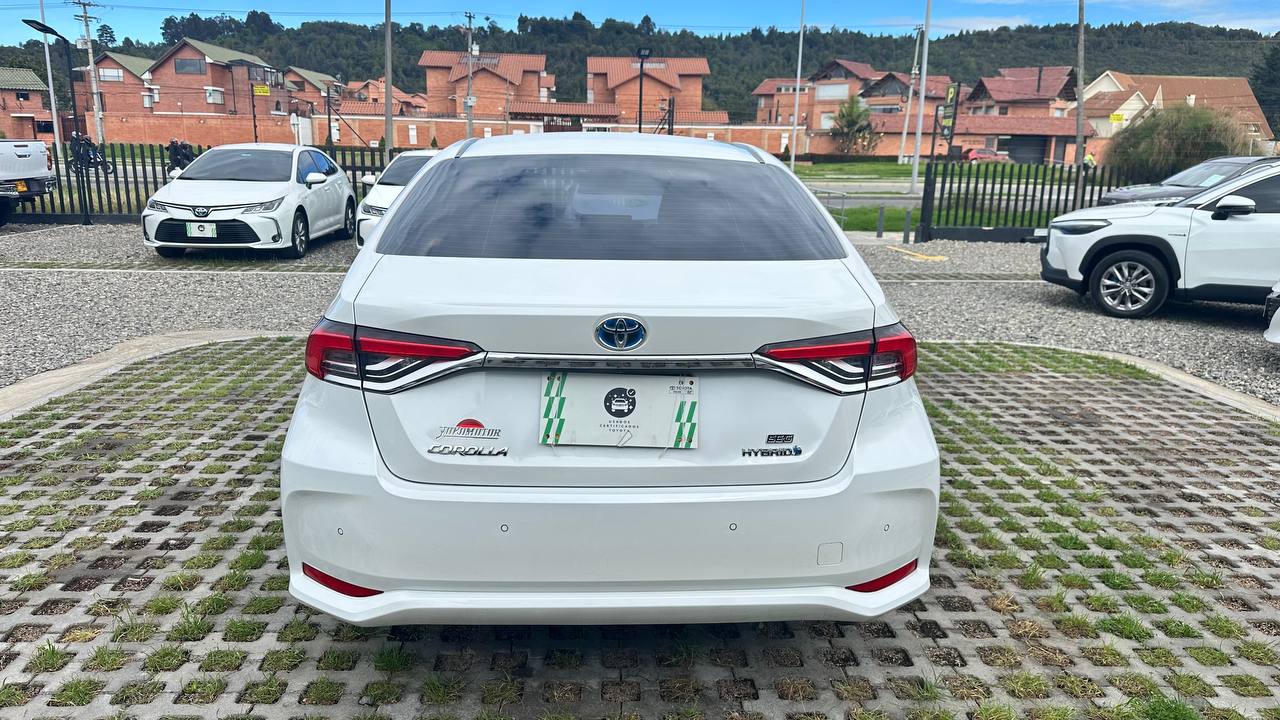 TOYOTA COROLLA SEG SEDAN 1.8L AUT 4X2 4P 5PSJ 2024