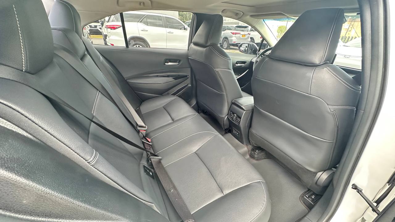 TOYOTA COROLLA SEG SEDAN 1.8L AUT 4X2 4P 5PSJ 2024