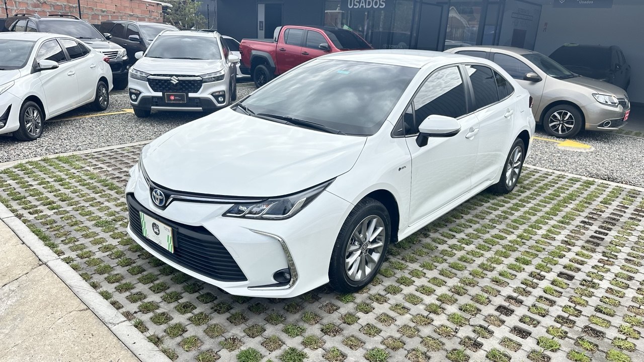 TOYOTA COROLLA XLI SEDAN 1.8L AUT 4X2 4P 5PSJ 2025