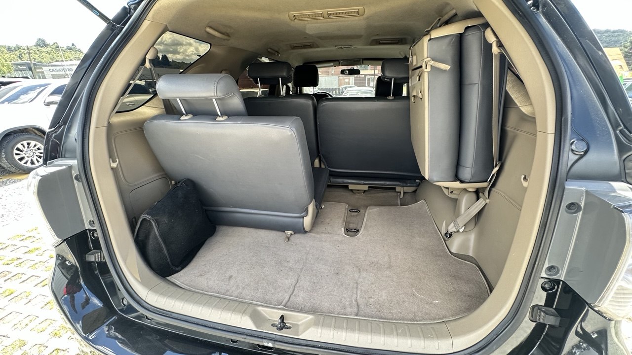 TOYOTA FORTUNER SR5 STREET 2.7L GSL 4X2 5P 7PSJ 2012
