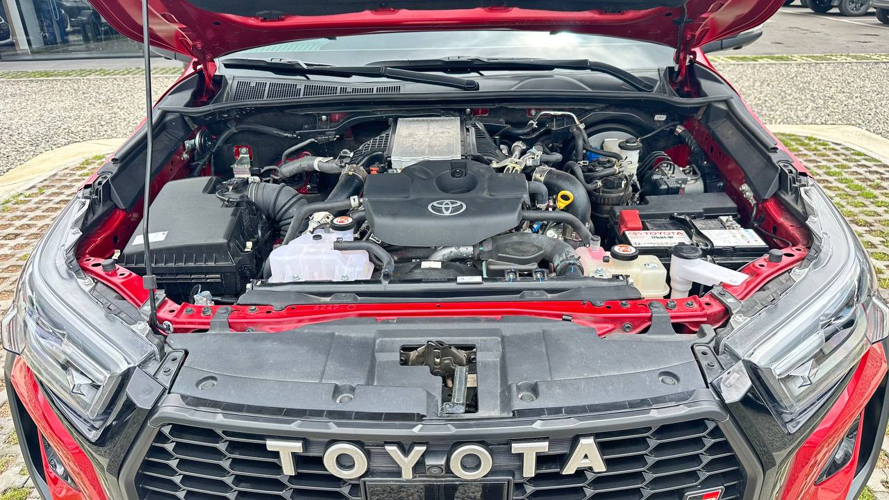 TOYOTA HILUX GR-S 2.8L DIESEL 4X4 4P 5PSJ 2026